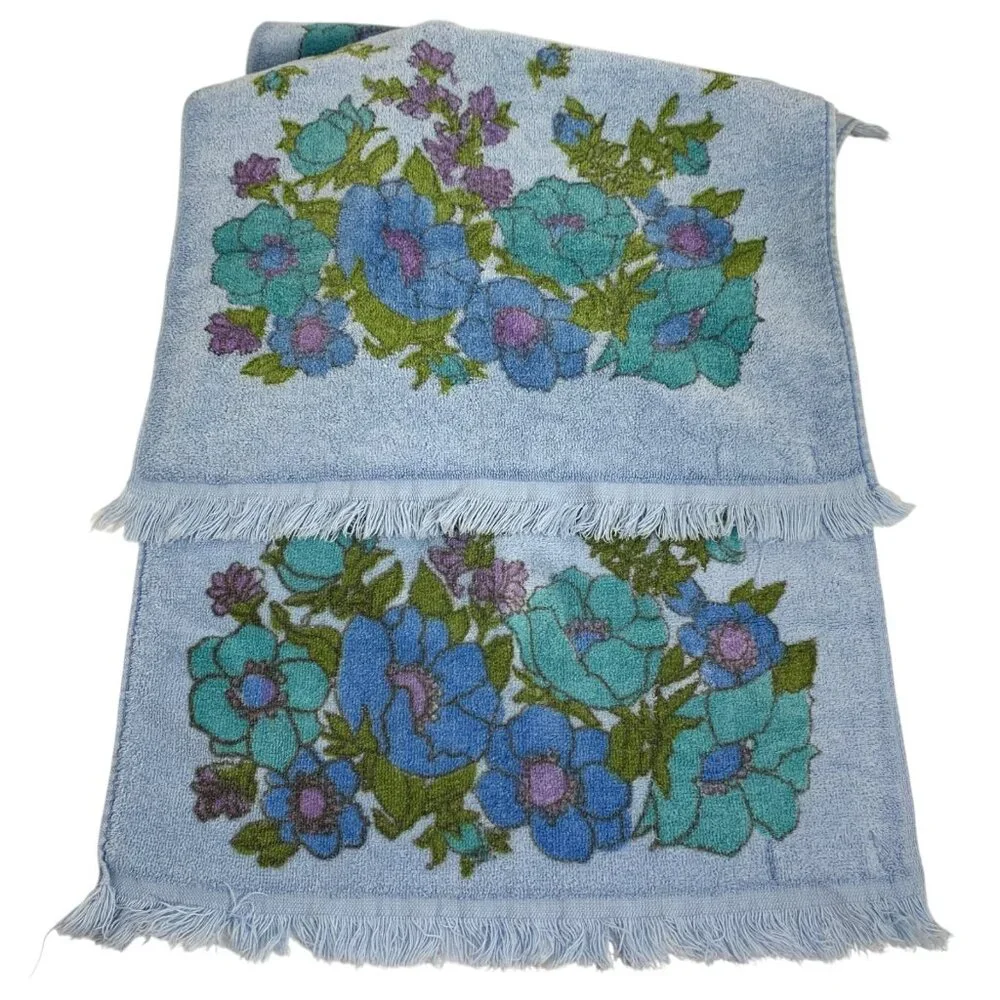 Set of Two Vintage Cannon Mills Pure Cotton Blue Floral Hand Towels Retro USA